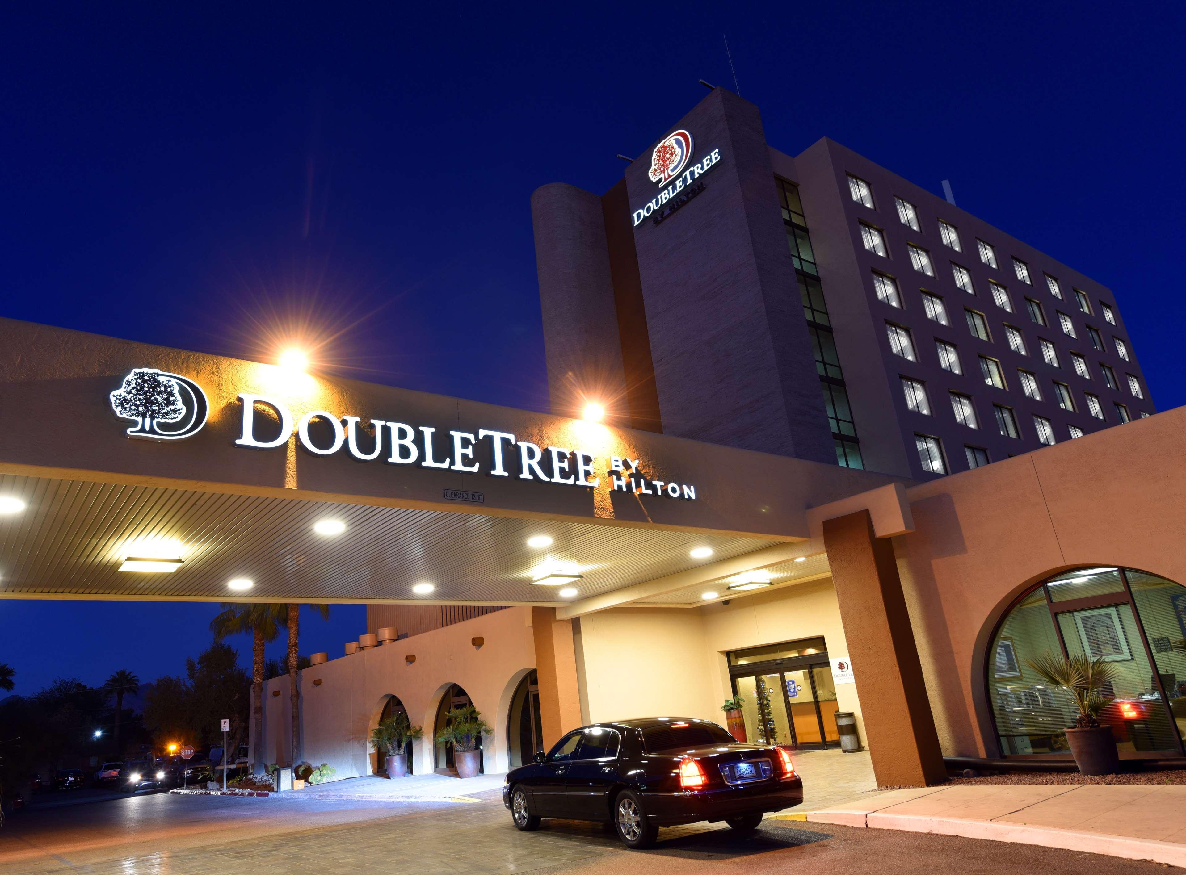 Doubletree By Hilton Tucson-Reid Park Hotel Exterior photo